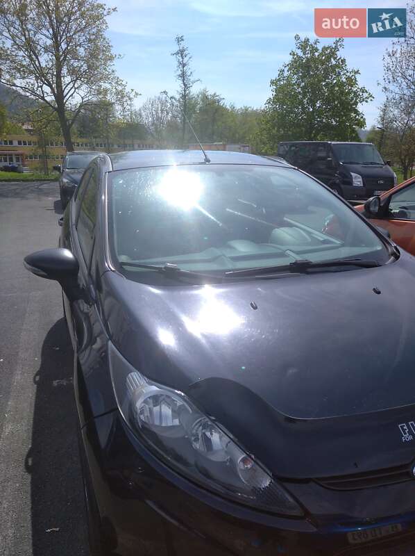 Хэтчбек Ford Fiesta 2011 в Херсоне фото 4 Хэтчбек Ford Fiesta 2011 в Херсоне