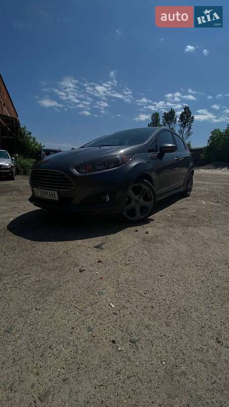 Хетчбек Ford Fiesta 2018 в Івано-Франківську