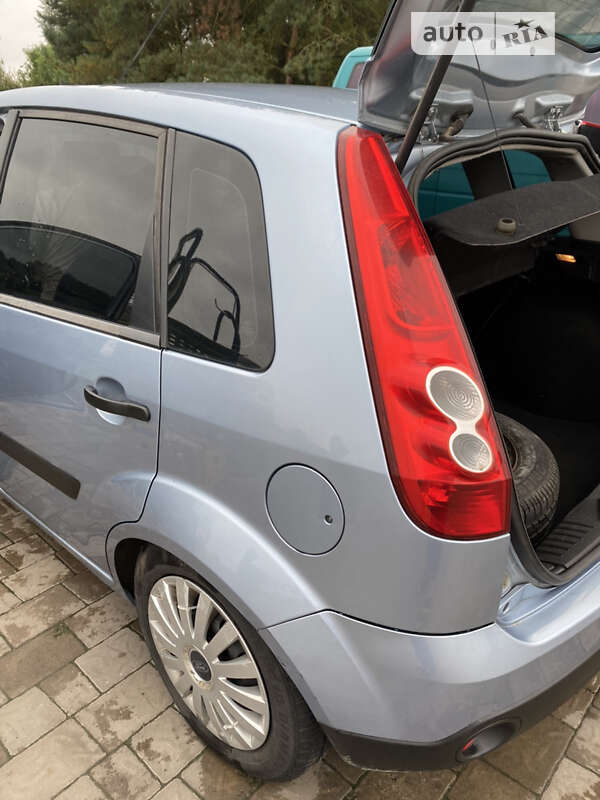 Хэтчбек Ford Fiesta 2006 в Львове фото 16 Хэтчбек Ford Fiesta 2006 в Львове