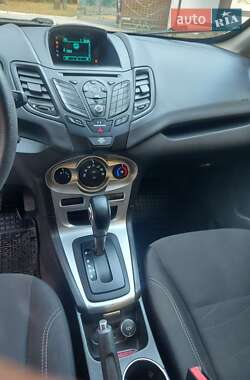 Седан Ford Fiesta 2017 в 