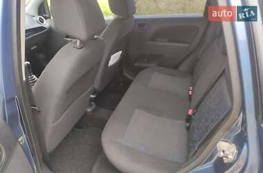 Хэтчбек Ford Fiesta 2006 в Киеве