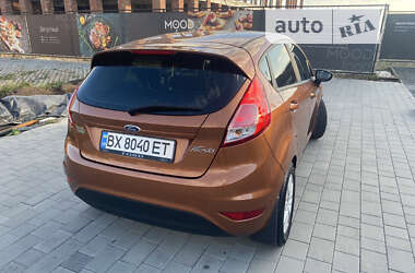 Хетчбек Ford Fiesta 2015 в Хмельницькому