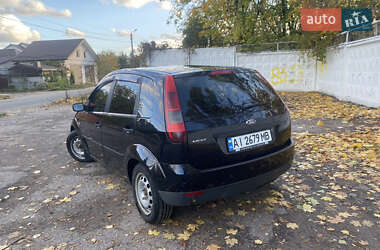 Хэтчбек Ford Fiesta 2005 в Киеве
