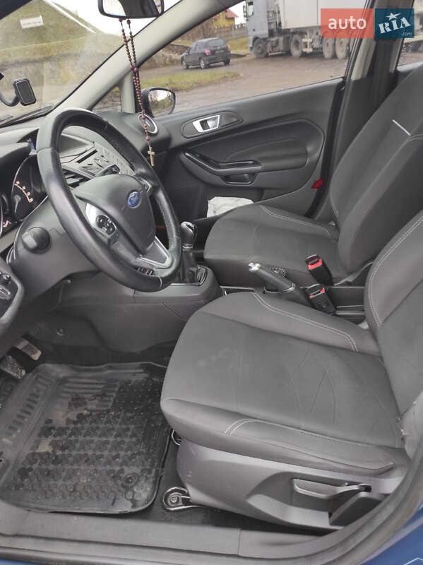 Хэтчбек Ford Fiesta 2016 в Мостиске