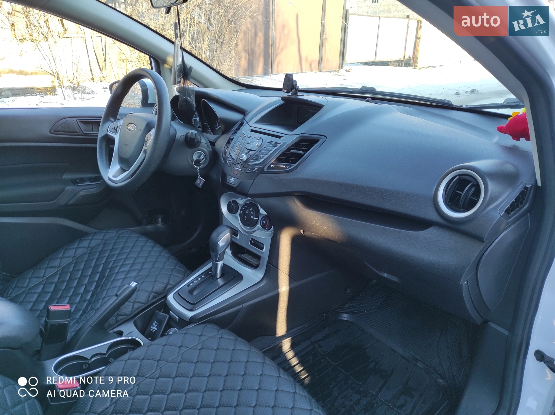 2018 Ford Fiesta - мініатюра 16