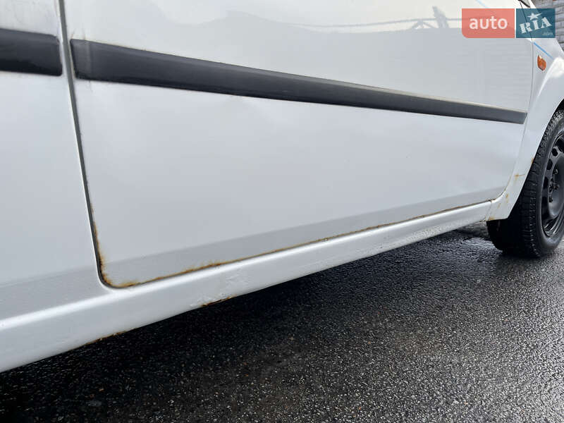 Хэтчбек Ford Fiesta 2004 в Чернигове фото 19 Хэтчбек Ford Fiesta 2004 в Чернигове