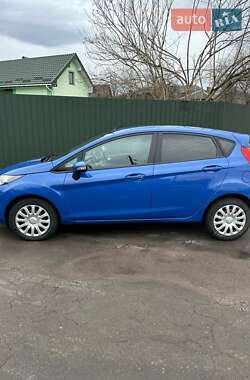 Хэтчбек Ford Fiesta 2013 в Калуше