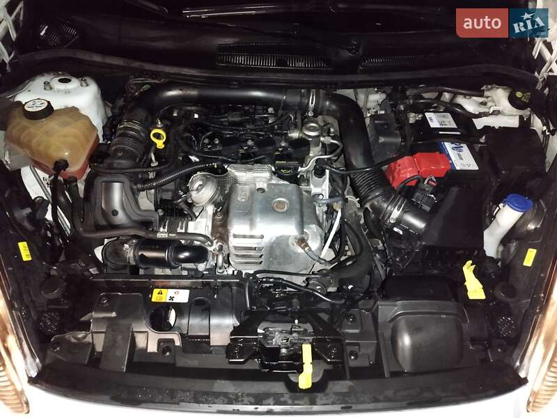 Хэтчбек Ford Fiesta 2015 в Белой Церкви фото 11 Хэтчбек Ford Fiesta 2015 в Белой Церкви