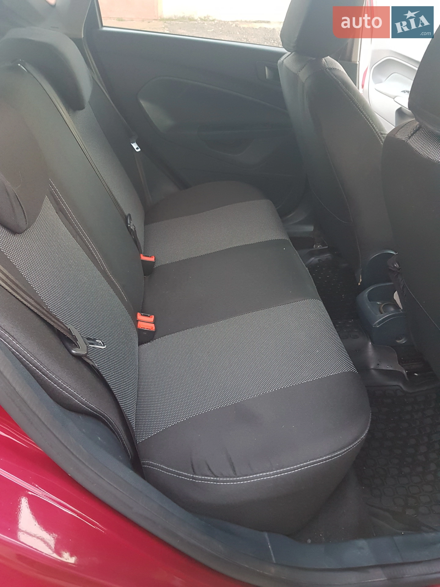 2010 Ford Fiesta - мініатюра 10