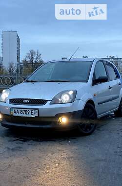 Хетчбек Ford Fiesta 2008 в Києві