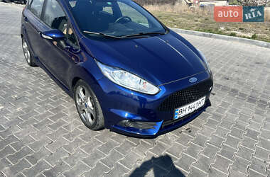 Хэтчбек Ford Fiesta 2016 в Одессе