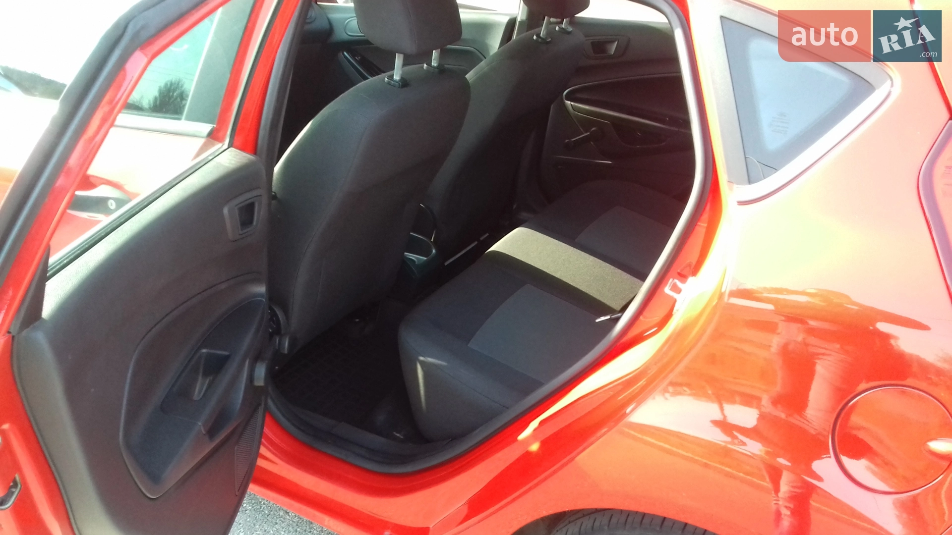 2013 Ford Fiesta - мініатюра 6