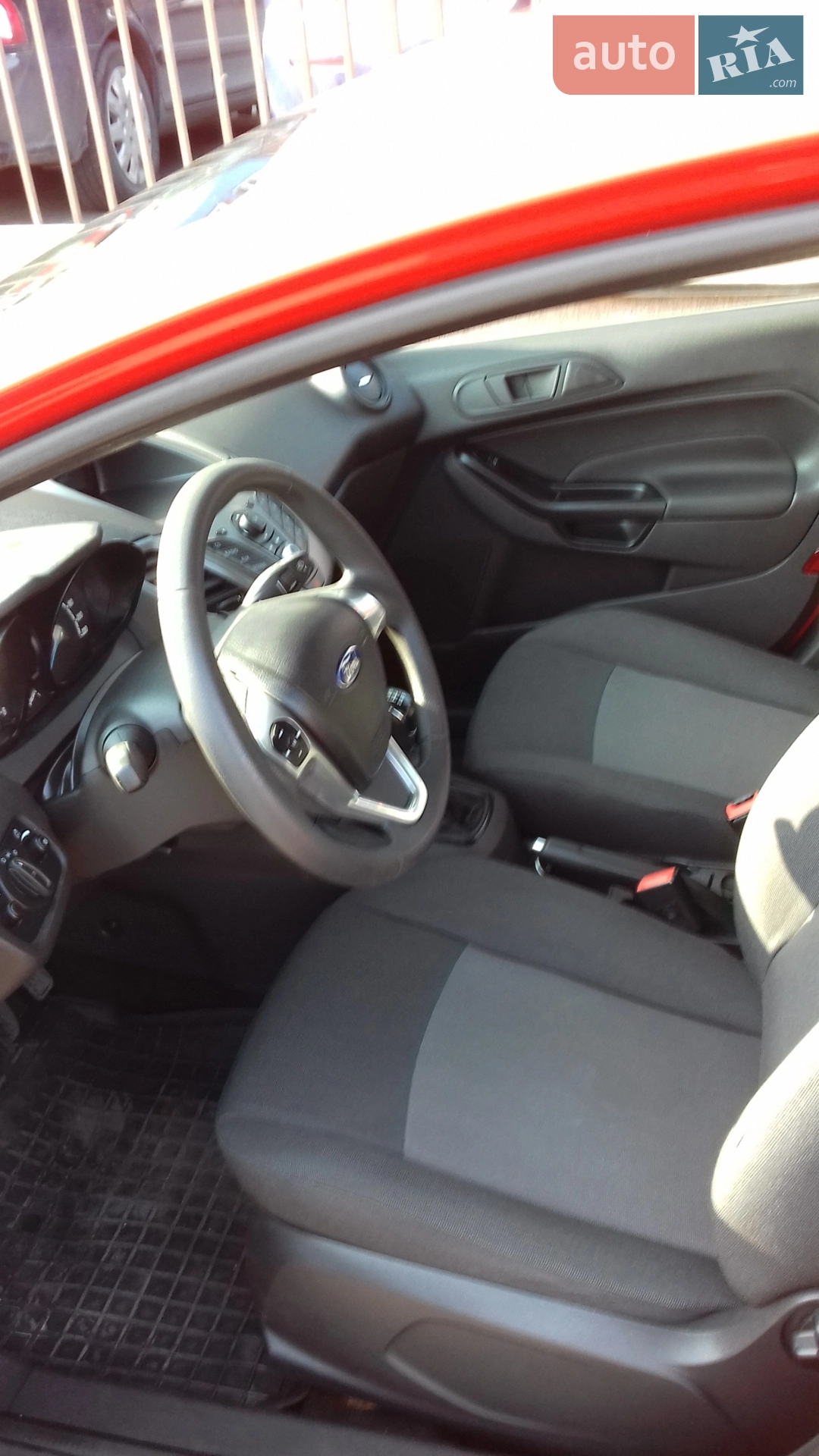 2013 Ford Fiesta - мініатюра 10