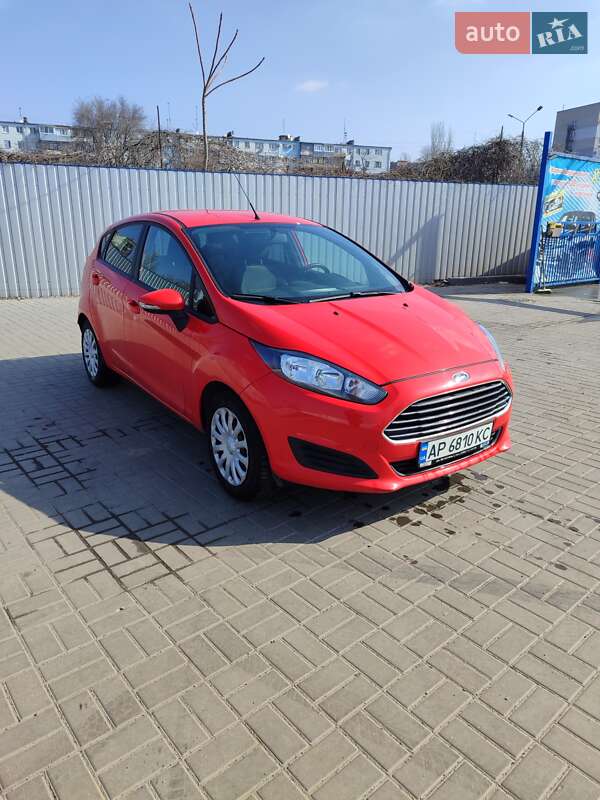 Хэтчбек Ford Fiesta 2015 в Запорожье