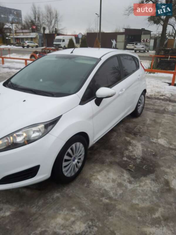 Хэтчбек Ford Fiesta 2013 в Днепре фото 2 Хэтчбек Ford Fiesta 2013 в Днепре