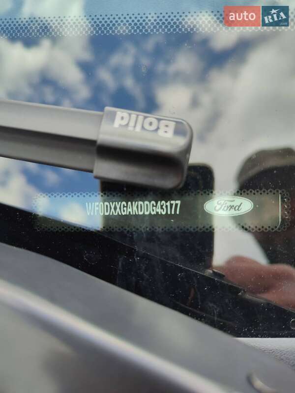 Хетчбек Ford Fiesta 2013 в Нововолинську