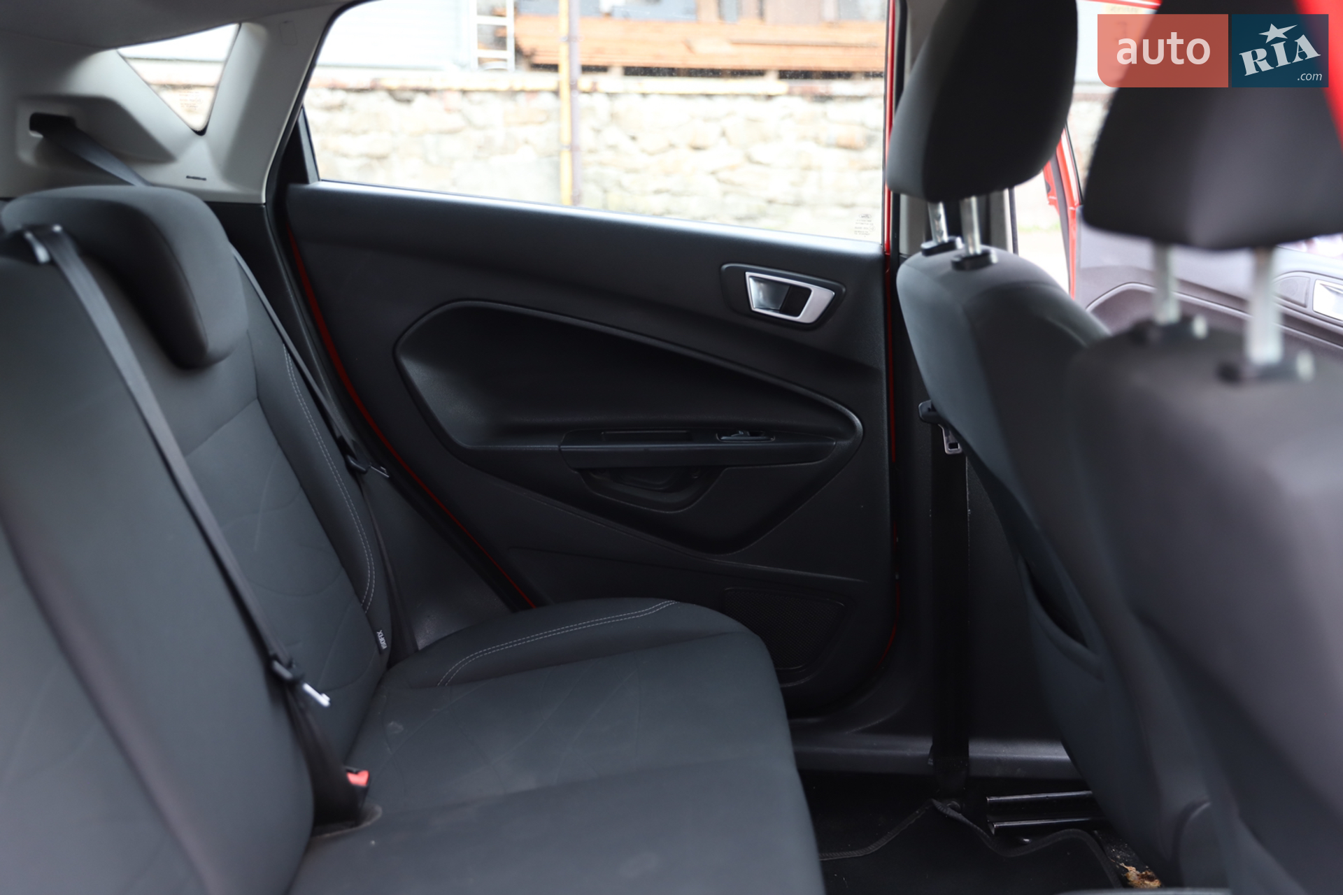 2016 Ford Fiesta - мініатюра 28