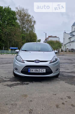 Хэтчбек Ford Fiesta 2011 в Волочиске