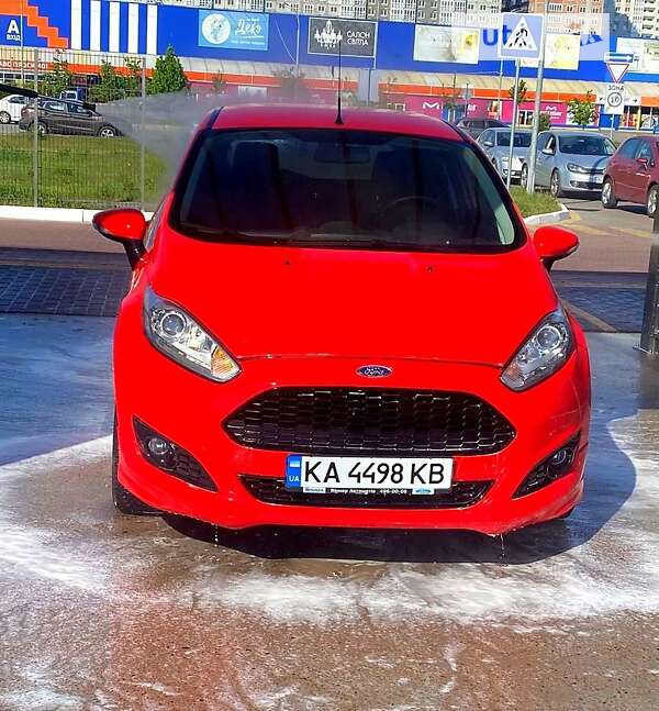 Хетчбек Ford Fiesta 2013 в Києві