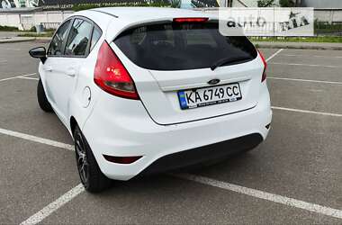 Хэтчбек Ford Fiesta 2012 в Киеве