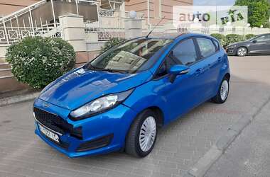 Хэтчбек Ford Fiesta 2016 в Киеве