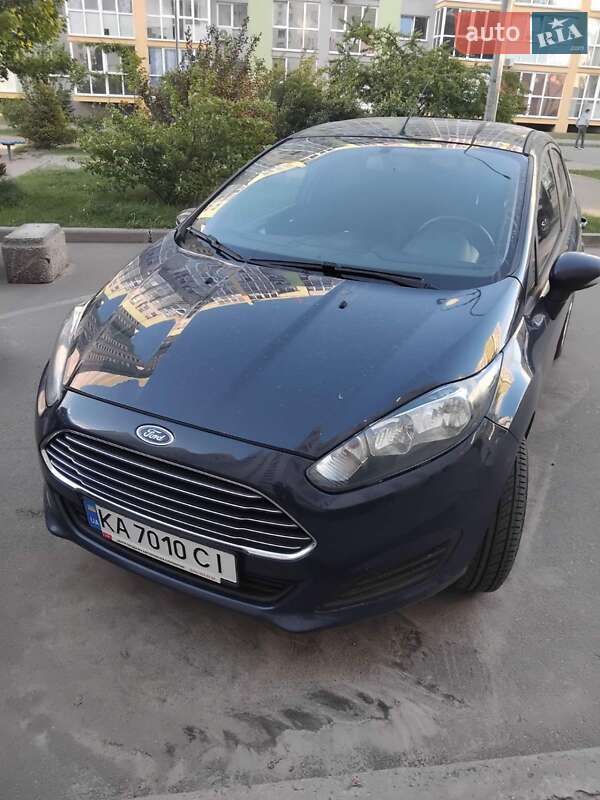 Хэтчбек Ford Fiesta 2013 в Киеве фото 6 Хэтчбек Ford Fiesta 2013 в Киеве
