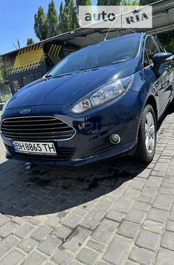 Хетчбек Ford Fiesta 2013 в Кам'янському