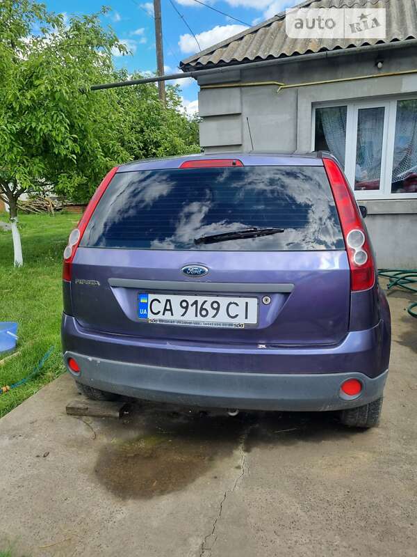 Хэтчбек Ford Fiesta 2007 в Тетиеве