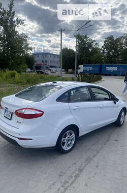 Седан Ford Fiesta 2017 в Тернополе