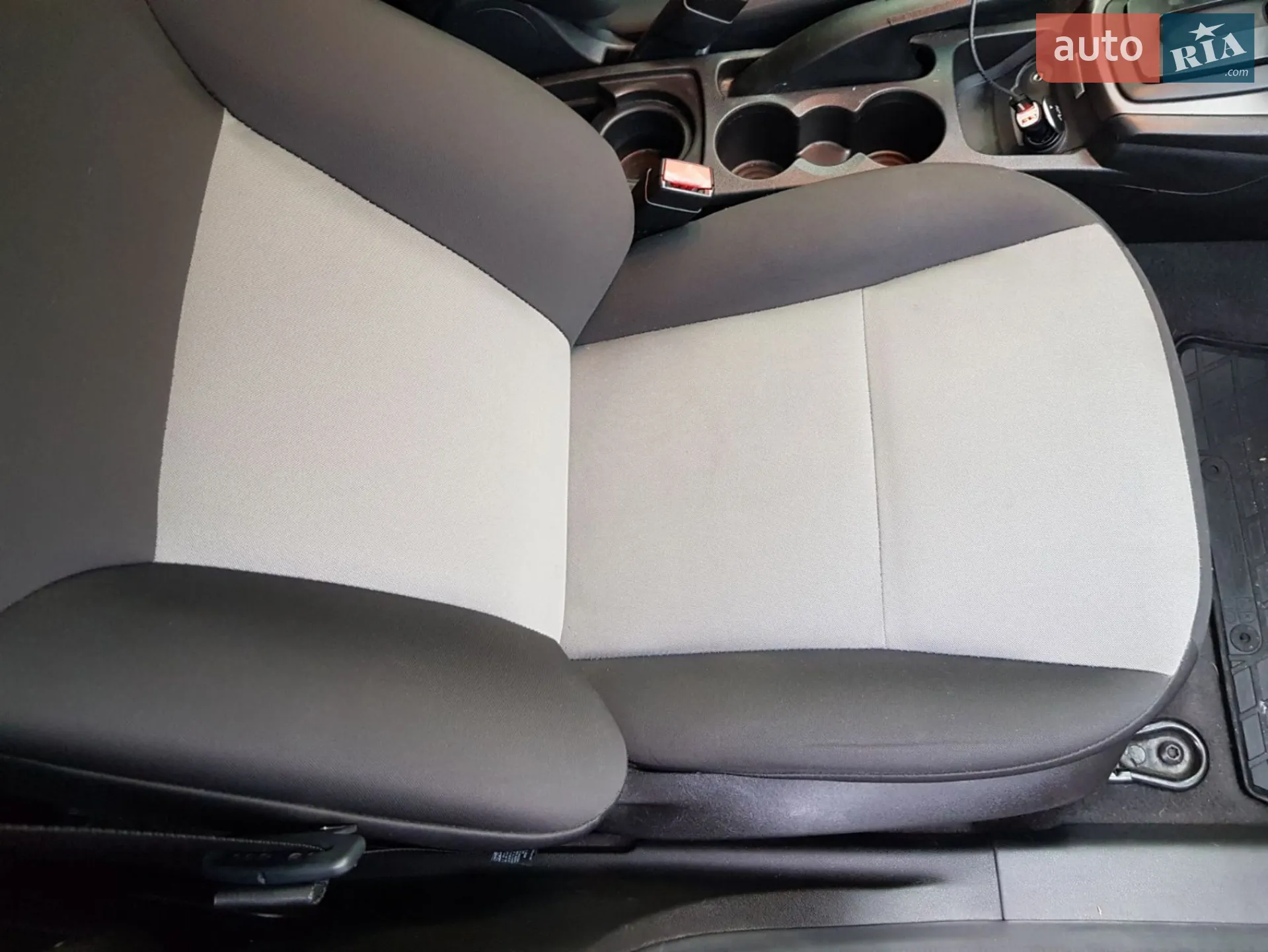 2019 Ford Fiesta - мініатюра 8