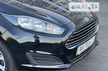 Хэтчбек Ford Fiesta 2012 в Виннице