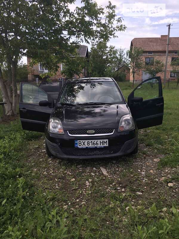 Хетчбек Ford Fiesta 2007 в Дрогобичі