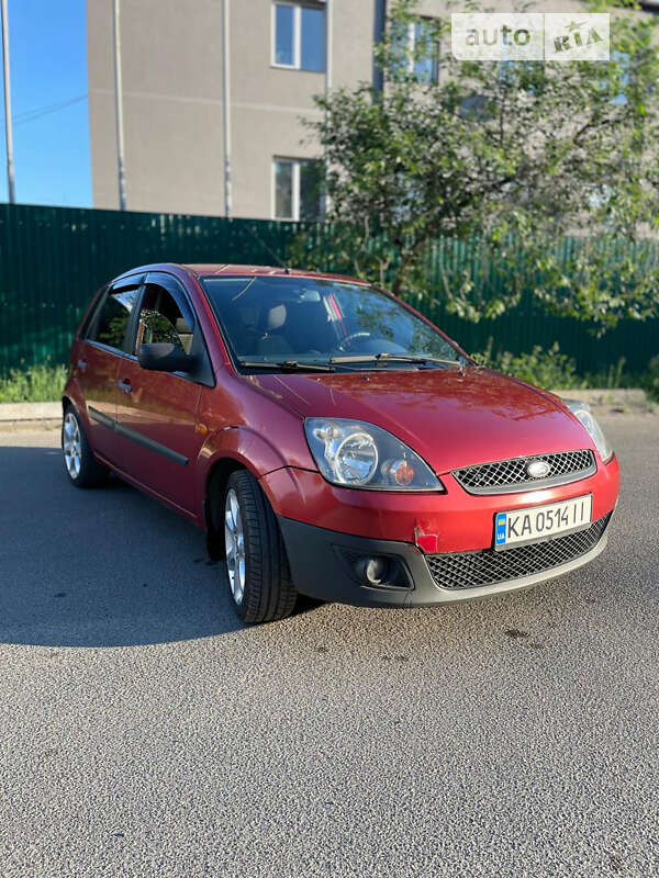 Хетчбек Ford Fiesta 2008 в Києві