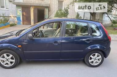 Хетчбек Ford Fiesta 2003 в Новомосковську