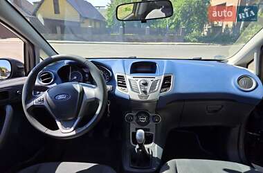 Хэтчбек Ford Fiesta 2009 в 
