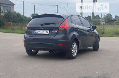 Хетчбек Ford Fiesta 2010 в Білогір'ї