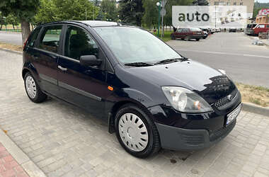 Хэтчбек Ford Fiesta 2007 в Могилев-Подольске