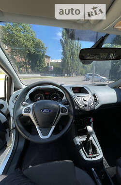 Хэтчбек Ford Fiesta 2011 в Николаеве