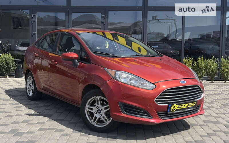 Седан Ford Fiesta 2018 в Мукачево