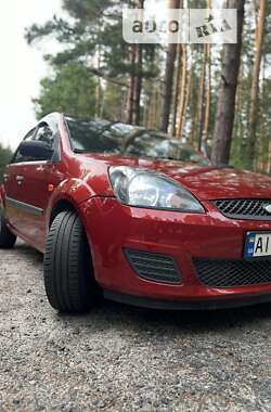 Хэтчбек Ford Fiesta 2006 в Киеве