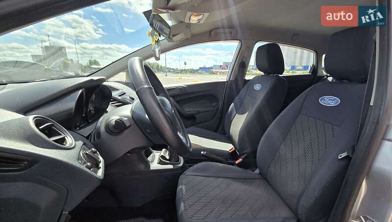 Хэтчбек Ford Fiesta 2012 в Киеве