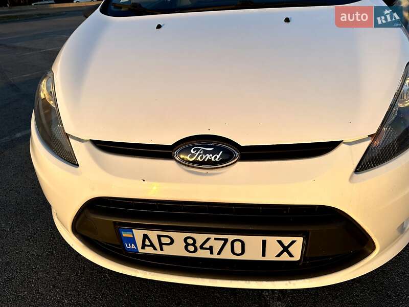 Хэтчбек Ford Fiesta 2011 в Запорожье