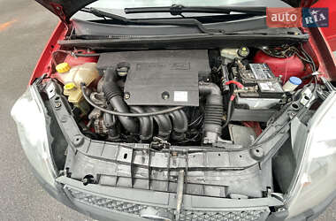 Хэтчбек Ford Fiesta 2007 в Ужгороде