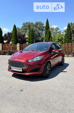 Хетчбек Ford Fiesta 2014 в Дніпрі