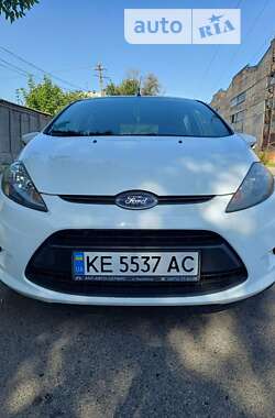 Хэтчбек Ford Fiesta 2012 в Днепре