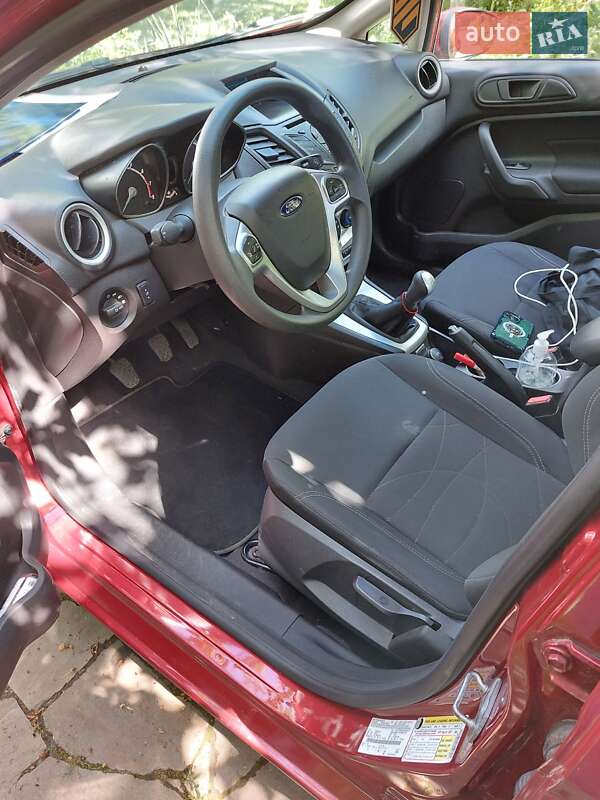 Седан Ford Fiesta 2017 в Житомире