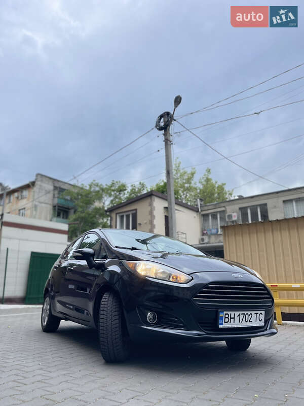Хэтчбек Ford Fiesta 2013 в Одессе