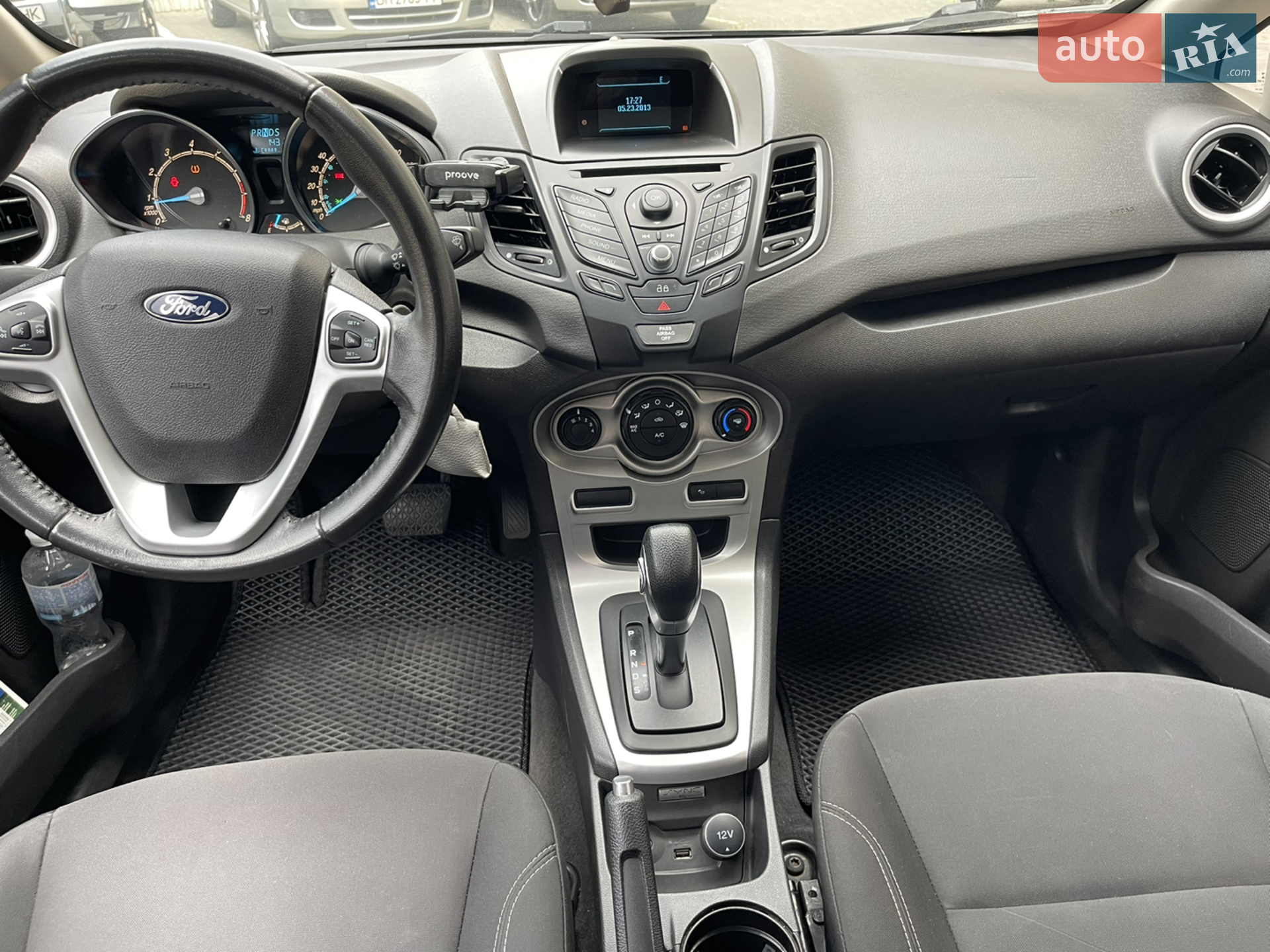 2013 Ford Fiesta - мініатюра 8