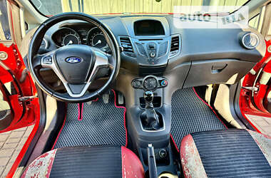 Хэтчбек Ford Fiesta 2013 в Киеве