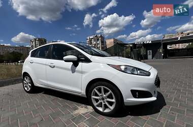 Хэтчбек Ford Fiesta 2019 в 